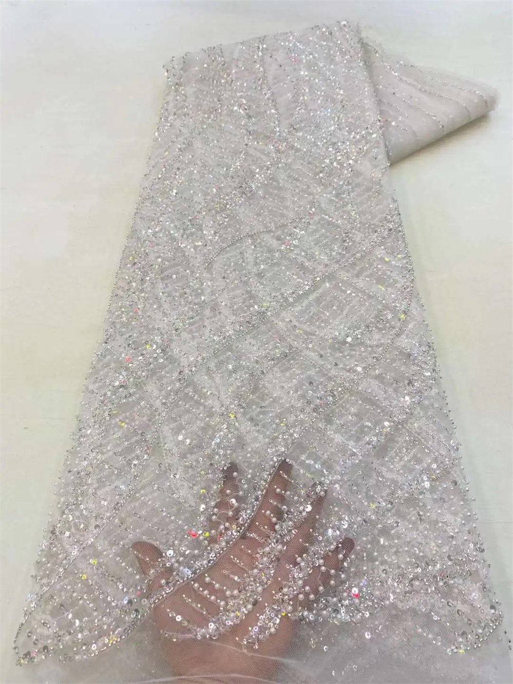 ผ้าลูกไม้ปักเลื่อมแอฟริกันสำหร - Glitter Tablecloth บทวิจารณ์และราคา